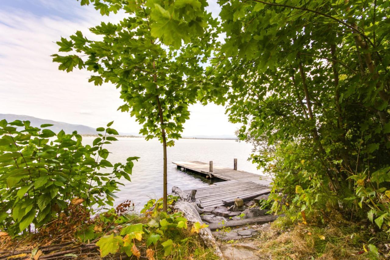 Pend Oreille Lakeshore Retreat Sagle Exterior photo