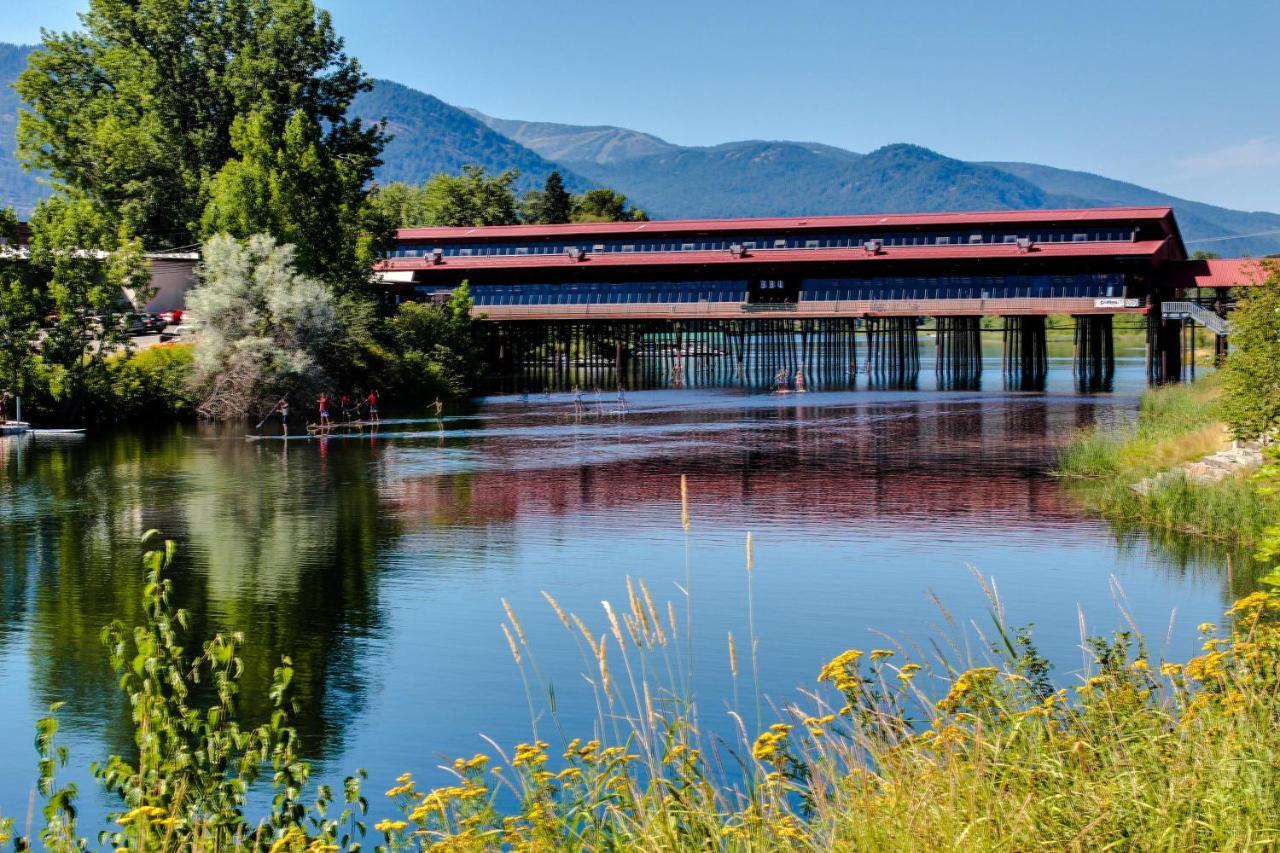 Pend Oreille Lakeshore Retreat Sagle Exterior photo